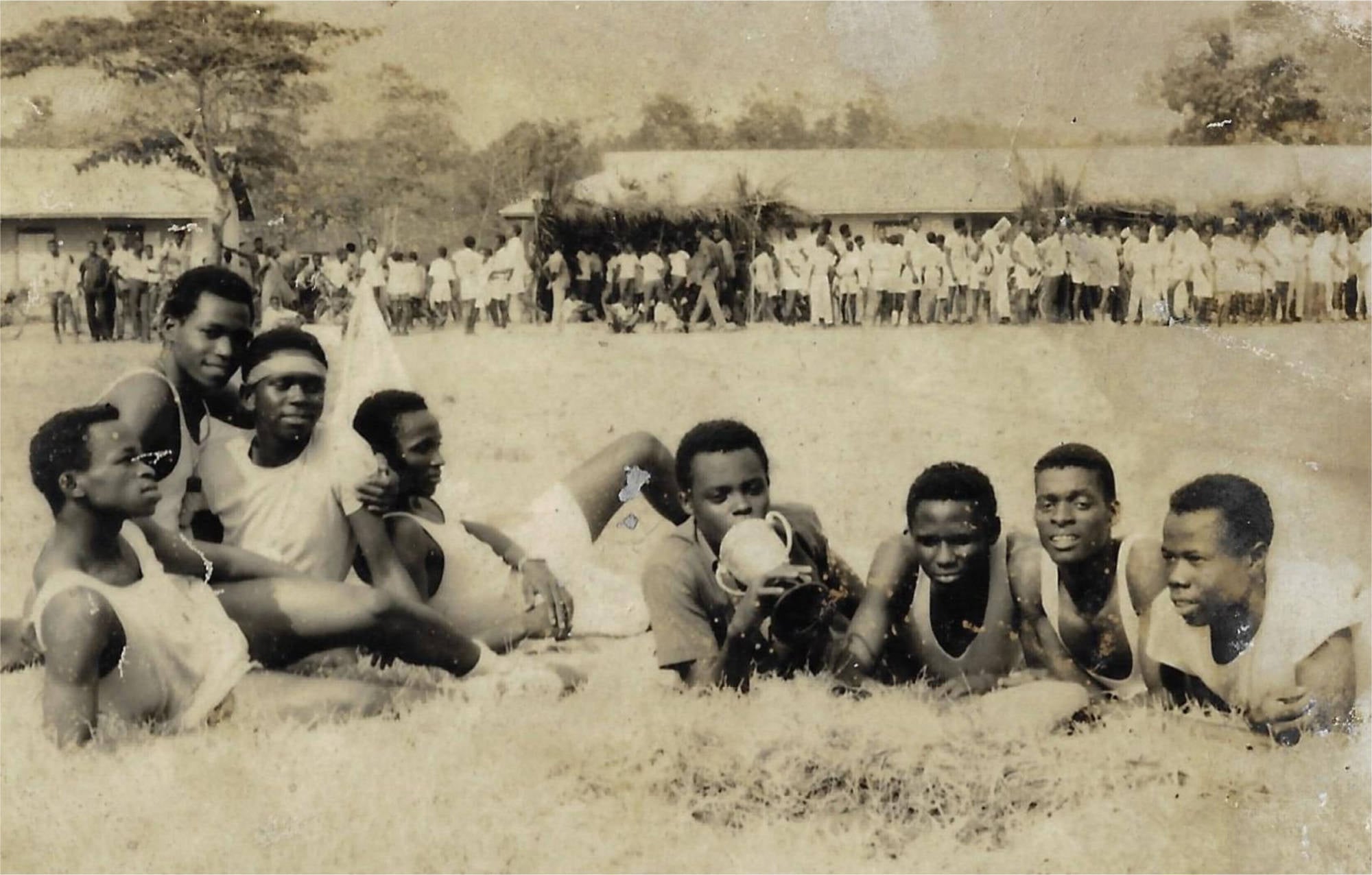 MOBA ASHAKA OLD BOYS