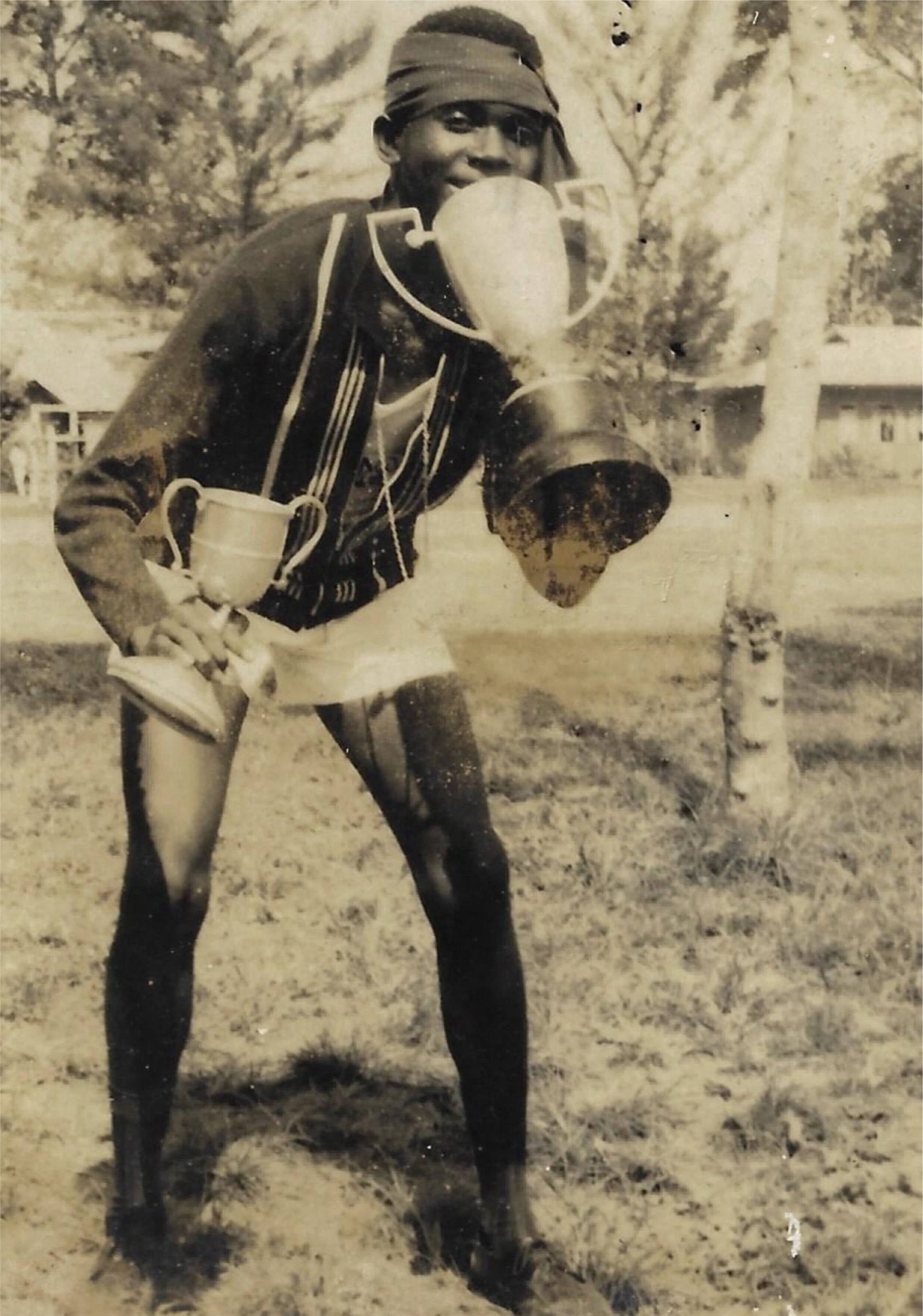 MOBA ASHAKA OLD BOYS